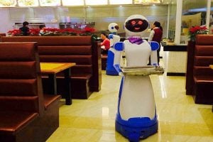 Sam And Cat Robot Restaurant Open For Business