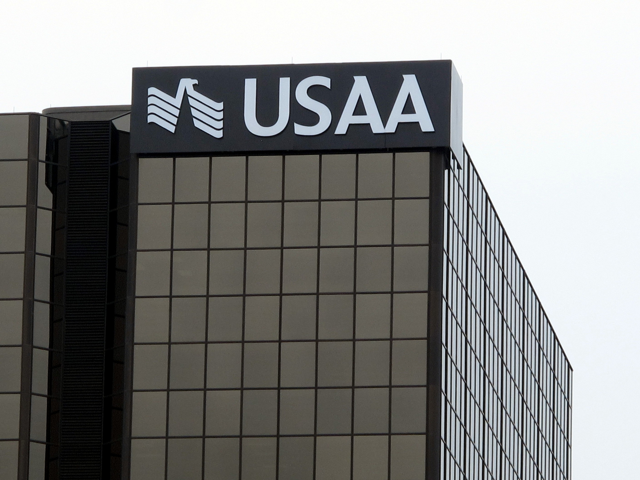 USAA integrates bitcoin, partners with Coinbase