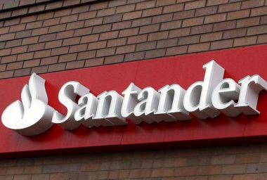 New Santander App Combines Ripple & ApplePay
