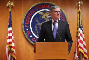 New FCC Rules Could Block Your E-Wallet