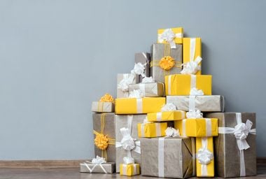 Enjoy the Holidays with This 2016 Bitcoin Gift Guide