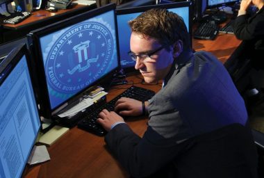 Former FBI Director: 'Virtual Currencies Obscure Investigations'