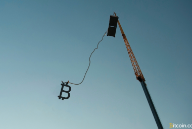 Bitcoin Price Falls Sharply After Nearing a $2800 All-Time High