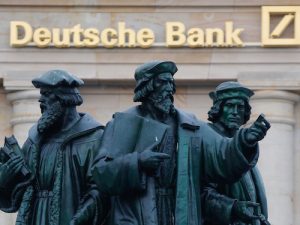 Deutsche Bank: Bitcoin is One of the Greatest Market Threats in 2018