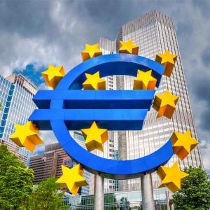 Bitcoin Futures Are a Threat to Whole Banking System, Fears ECB Director