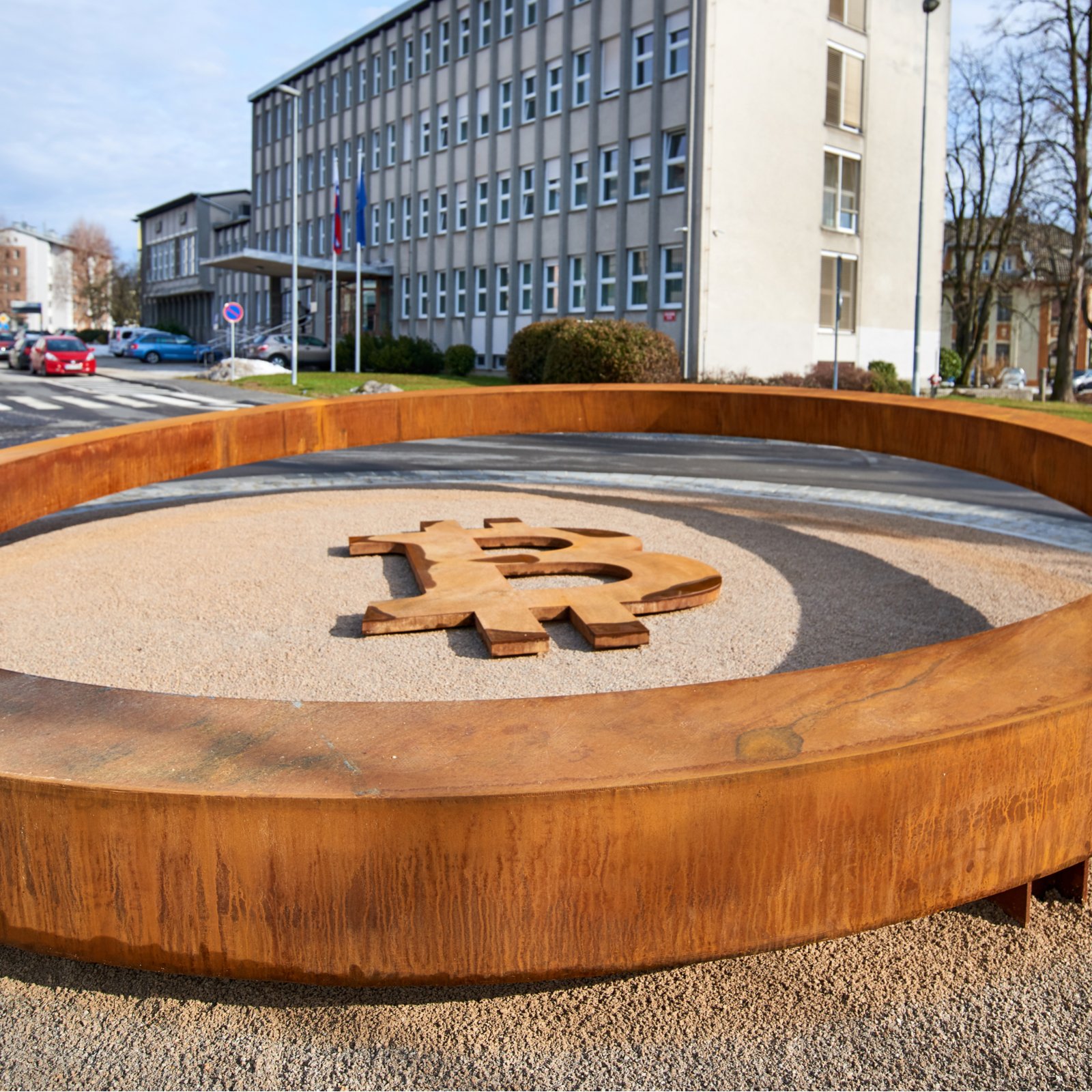 Slovenian City Unveils World's First Public Bitcoin Monument