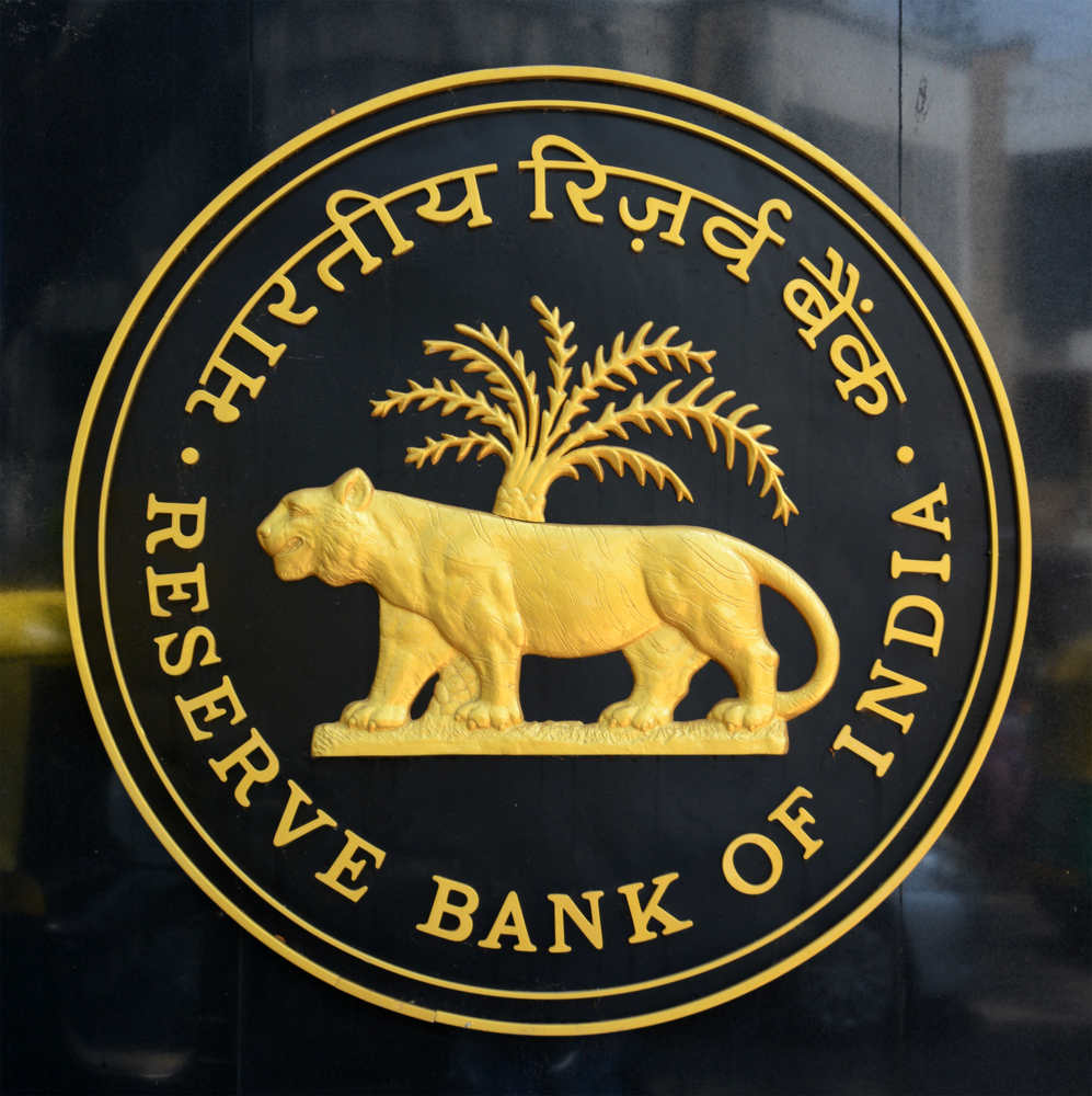 rbi cautions against use of bitcoins rate