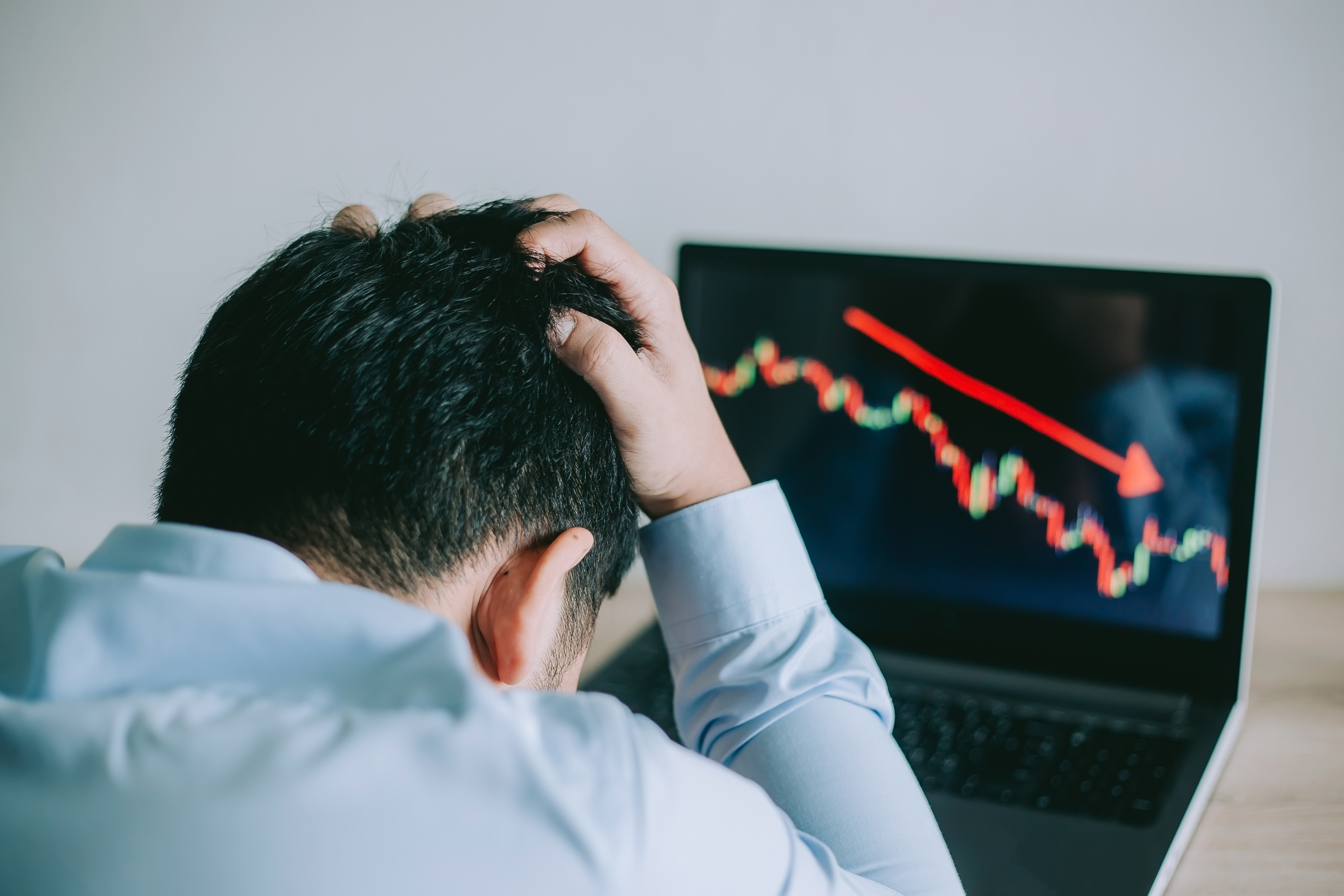Markets Update: Cryptocurrency Prices Tumble Before the Weekend