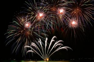 Bitcoin in Brief Wednesday: Zug Tests Blockchain to Decide on Fireworks and IDs