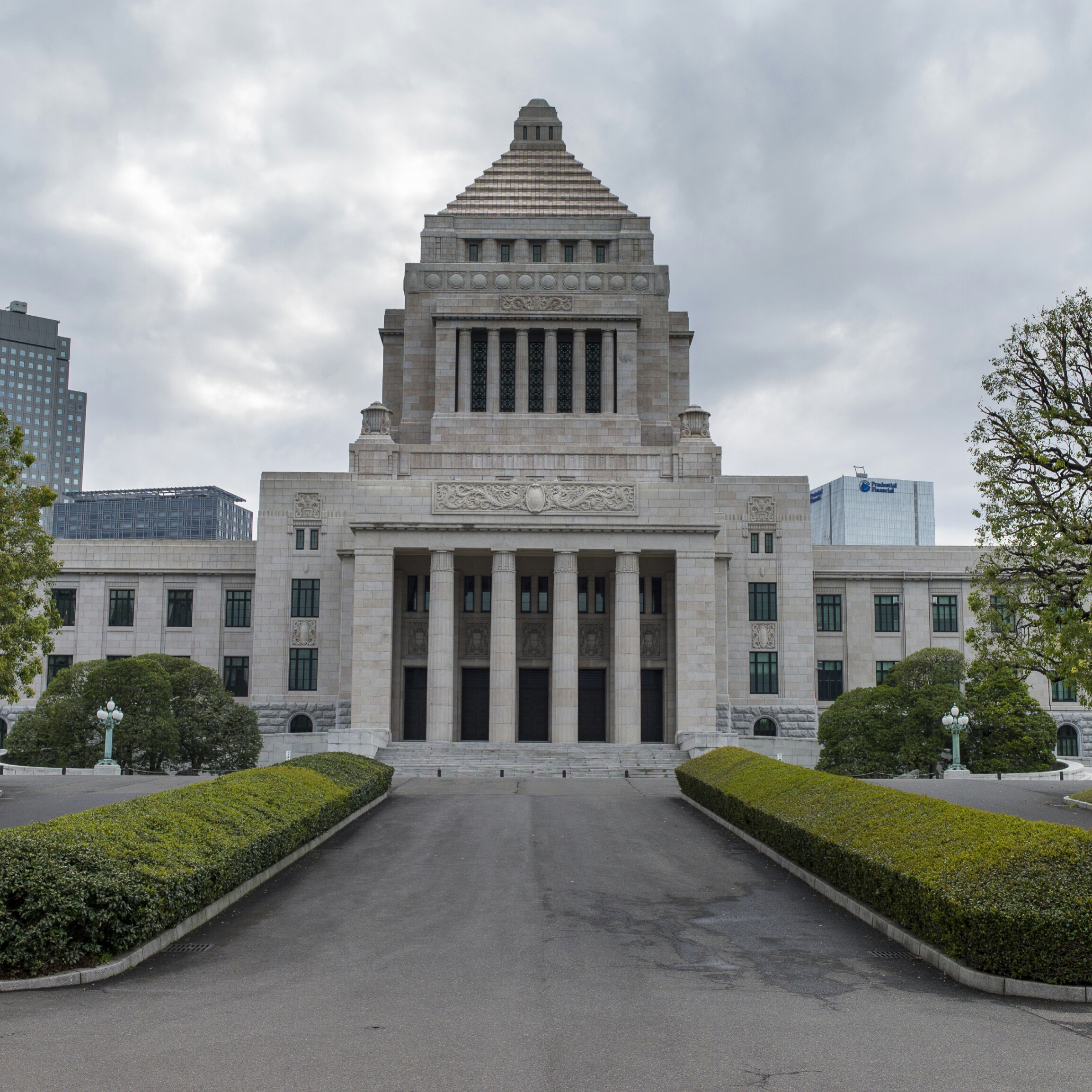 Japanese Cryptocurrency Industry to Self-Regulate After Government Approval