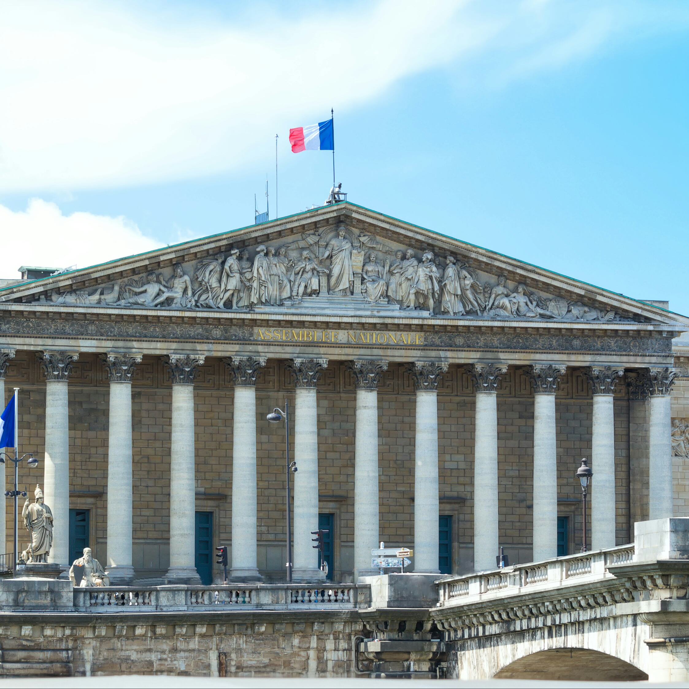 French Lawmakers Adopt Amendment to Cut Cryptocurrency Tax From 36 to 30 Percent