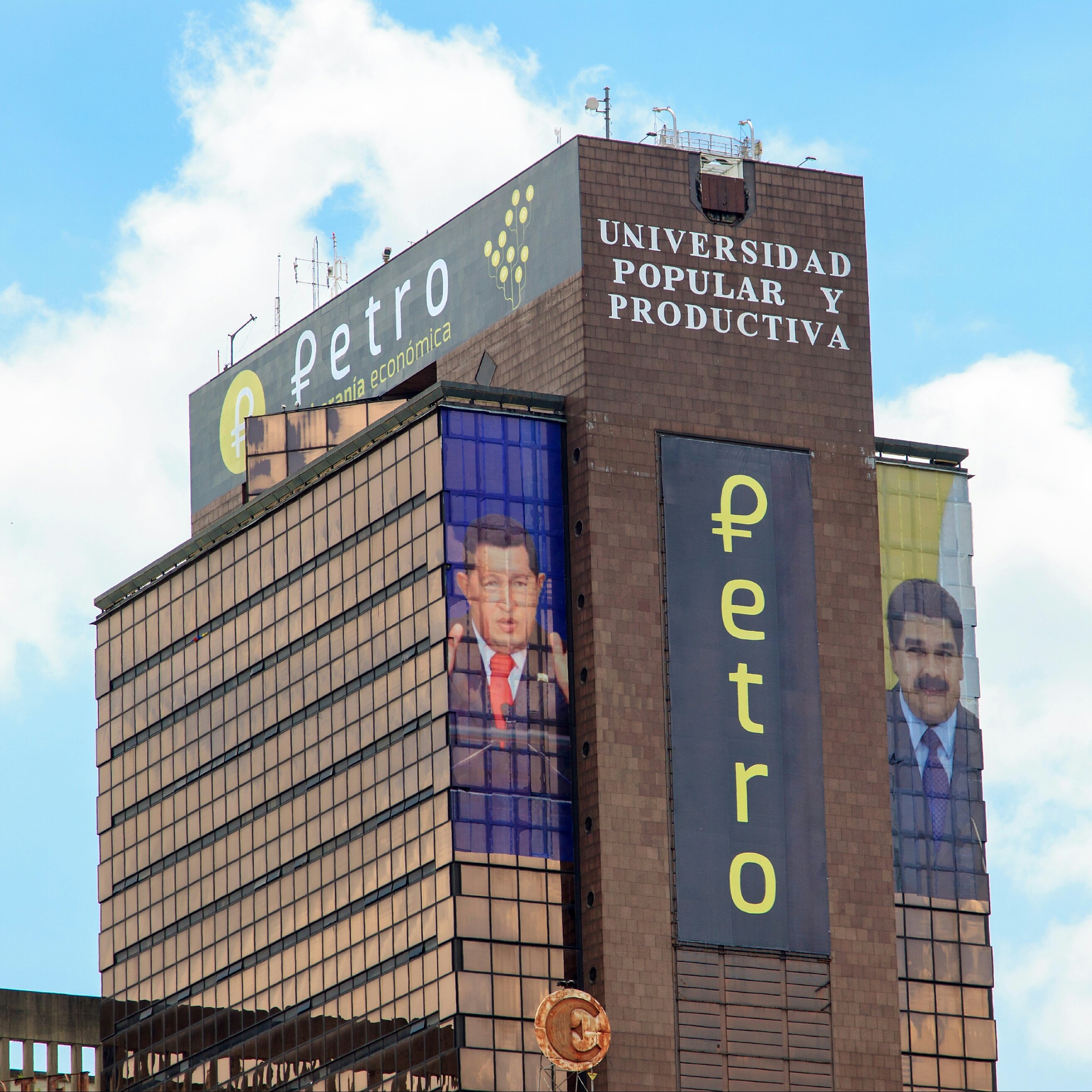 Venezuela Approves Law Giving Legal Effect to the Petro