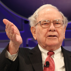 Buffett Bet 2.0: Asset Manager Wagers Cryptocurrency Fund Will Beat S&P 500