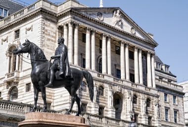 Cryptocurrency Could Kill Bank Lending, Warns Bank of England Deputy Governor