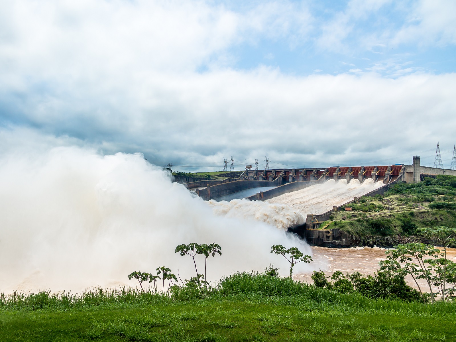 How Big Hydro Power Deals With Bitcoin Miners Prevent Energy Waste