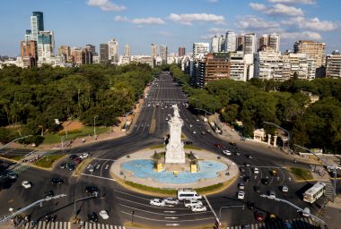 Argentina’s Peso Collapse Shows Governments Shouldn't Control Money