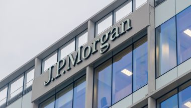 JPMorgan's Analysis Shows Institutional Investors Moving From Gold ETFs to Bitcoin