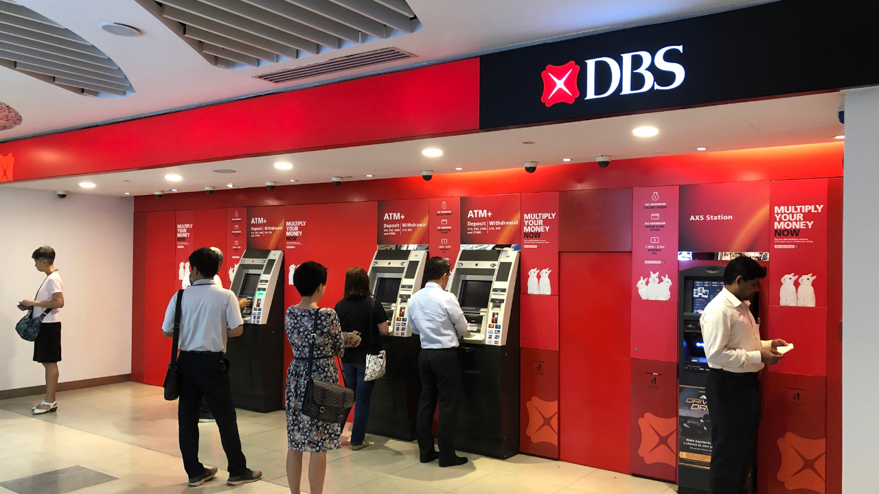 La banca di Singapore DBS traccia piani ambiziosi per lo scambio digitale