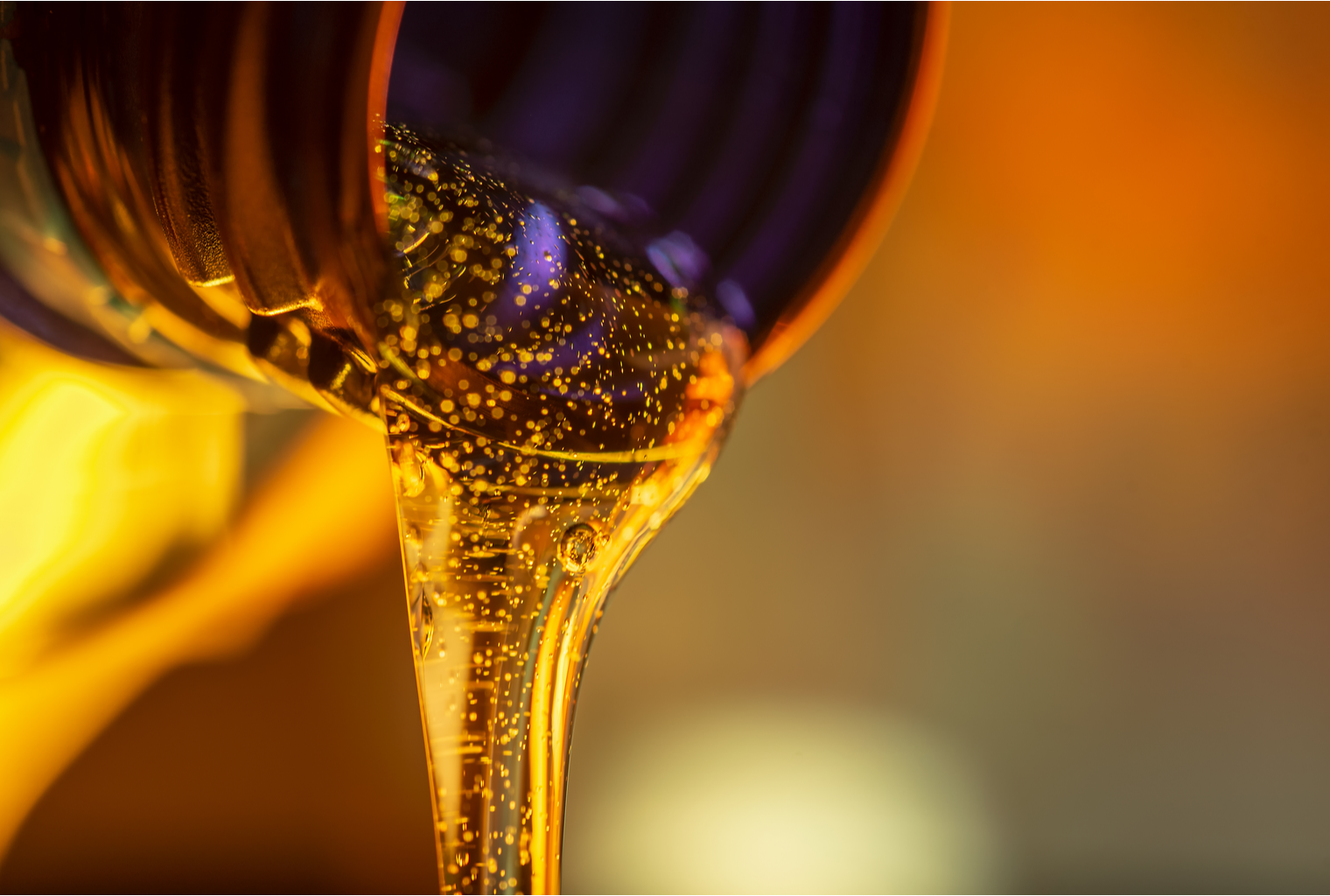 Liquid Gold vs Digital Gold: Why Bitcoin Beats Oil in the Current Climate