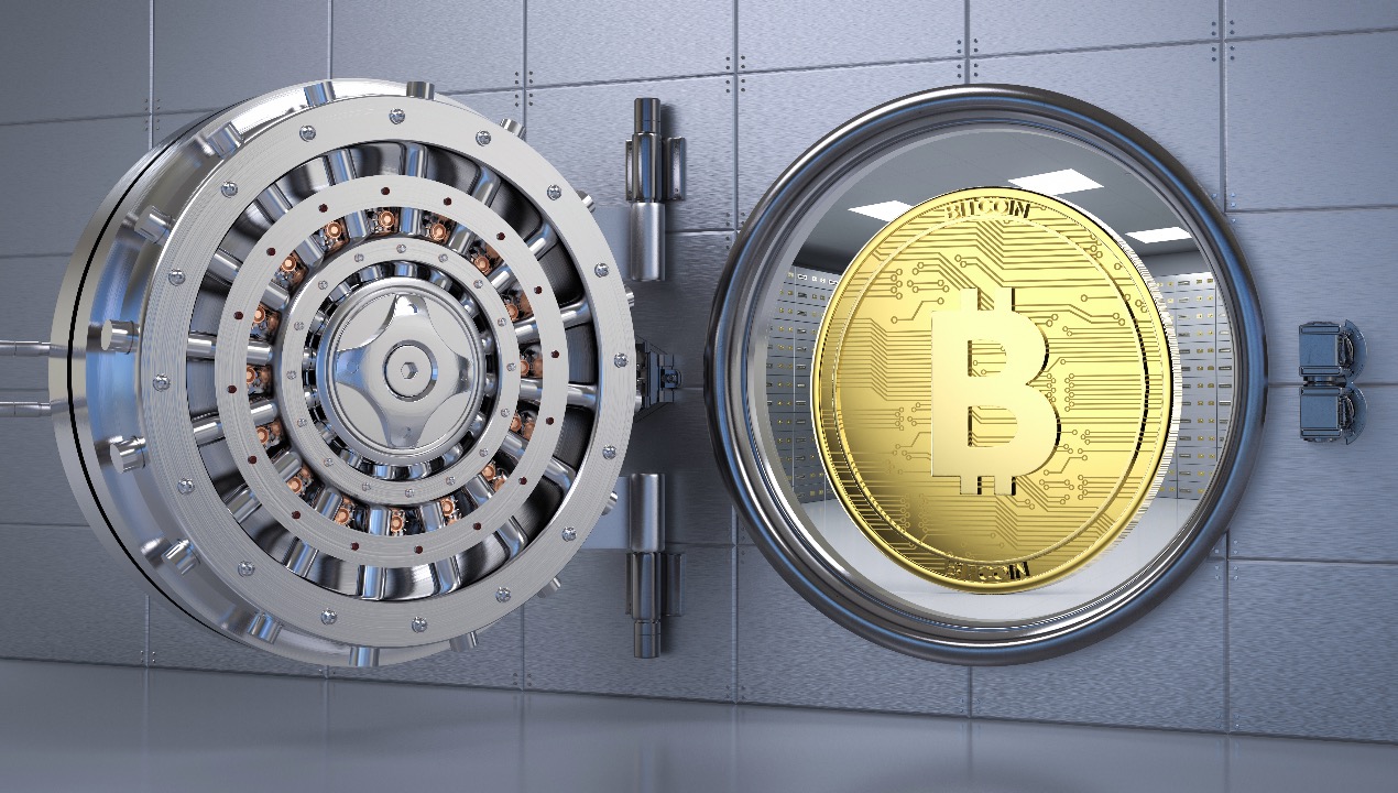 How a $500 billion Japanese bank fund will pump the bitcoin price -  TheStreet Crypto: Bitcoin and cryptocurrency news, advice, analysis and more