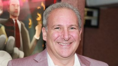 Peter Schiff Claims Grayscale Will Sell BTC to Fund DCG's Acquisition of GBTC Shares Rebuffed