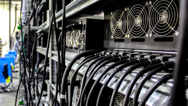Bitcoin’s Hashrate Drops Below 100 Exahash, Observers Describe China’s ‘Great ASIC Exodus’