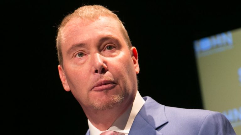  bitcoin below looks 23k fall jeffrey gundlach 