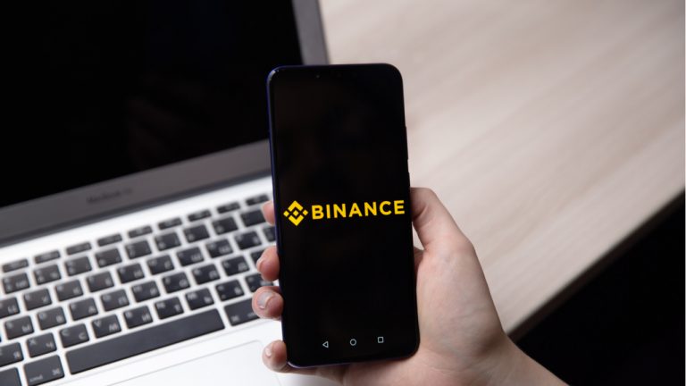 Binance Quits Stock Tokens Trading as Hong Kong Adds to Mounting Regulatory Pressure