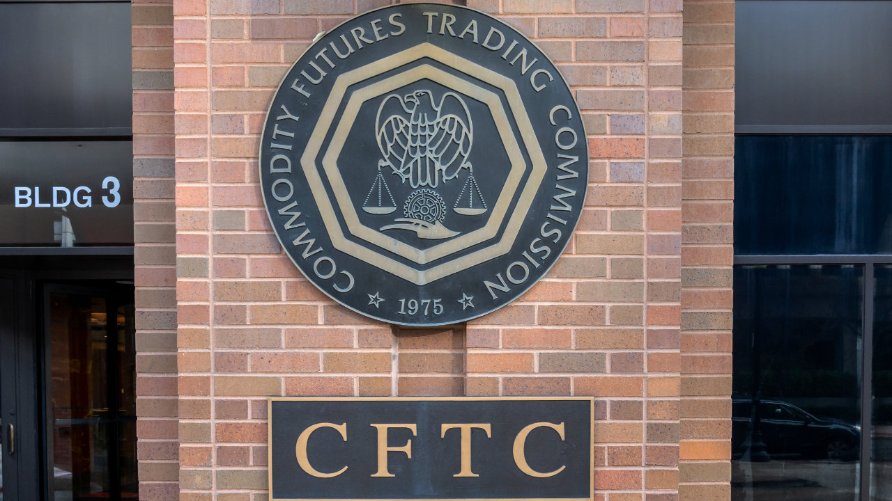 SEC Has No Authority Over Pure Commodities Like Crypto Assets, Says CFTC Comm...