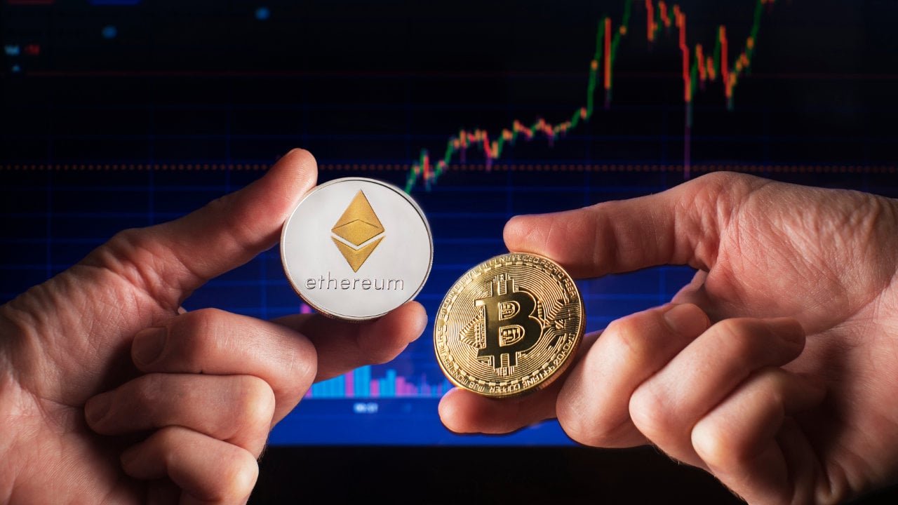 cappellino del mercato di crypto bitcoin