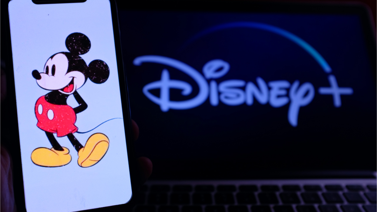 Disney to Drop ‘Golden Moments’ NFT Collectible Series via Digital Collectibles App Veve
