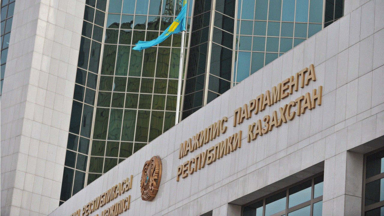 Lawmakers in Kazakhstan Propose Registration for Crypto Farms, Higher Electricity Rate for Miners