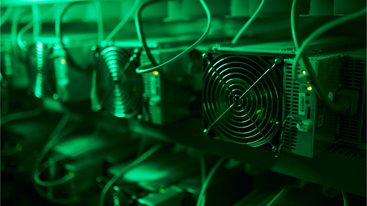 BTC’s Price Rise Gives 5-Year-Old Mining Rigs New Life — Bitcoin Hashrate Jumps Close to 20% Since Last Week