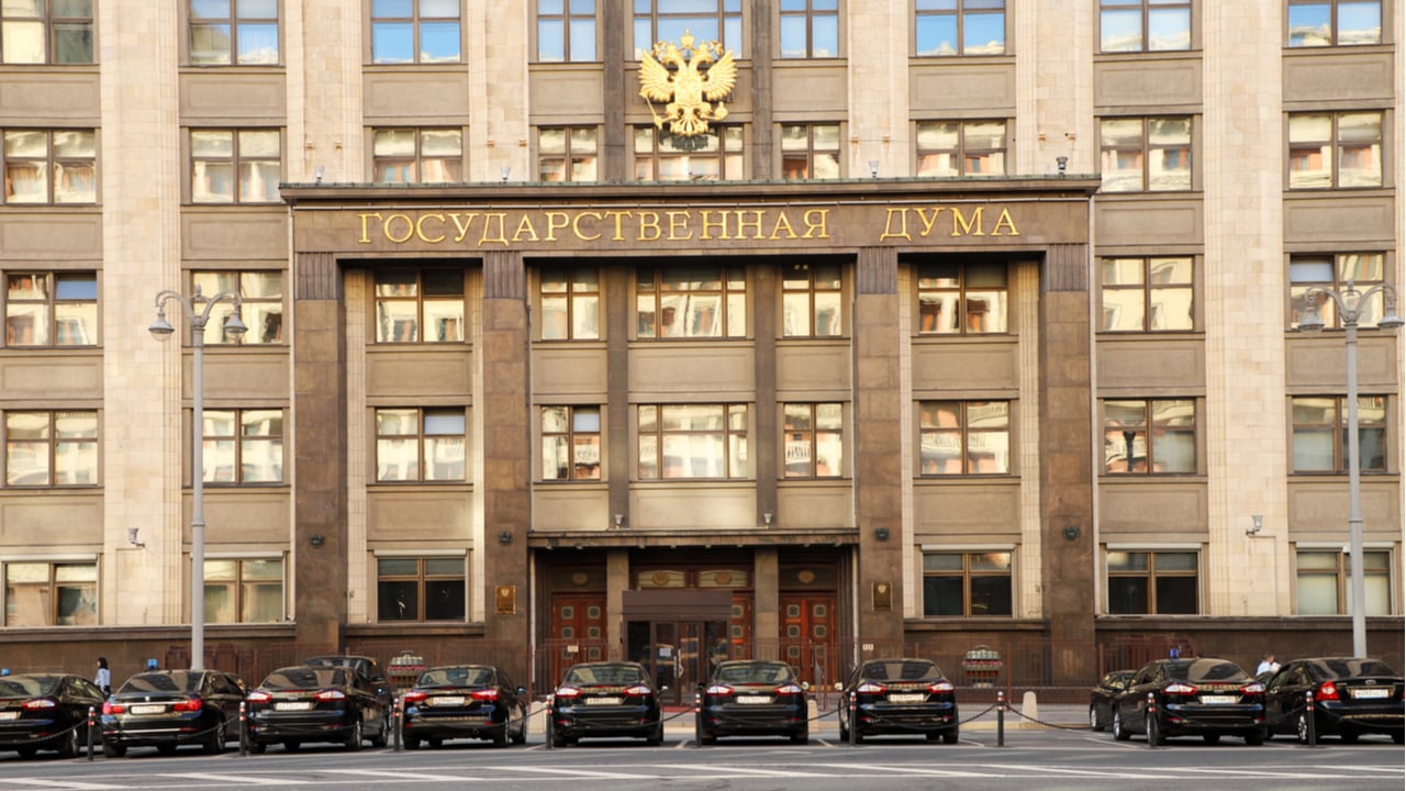 El Parlamento ruso establece un grupo de trabajo sobre regulaciones de criptomonedas