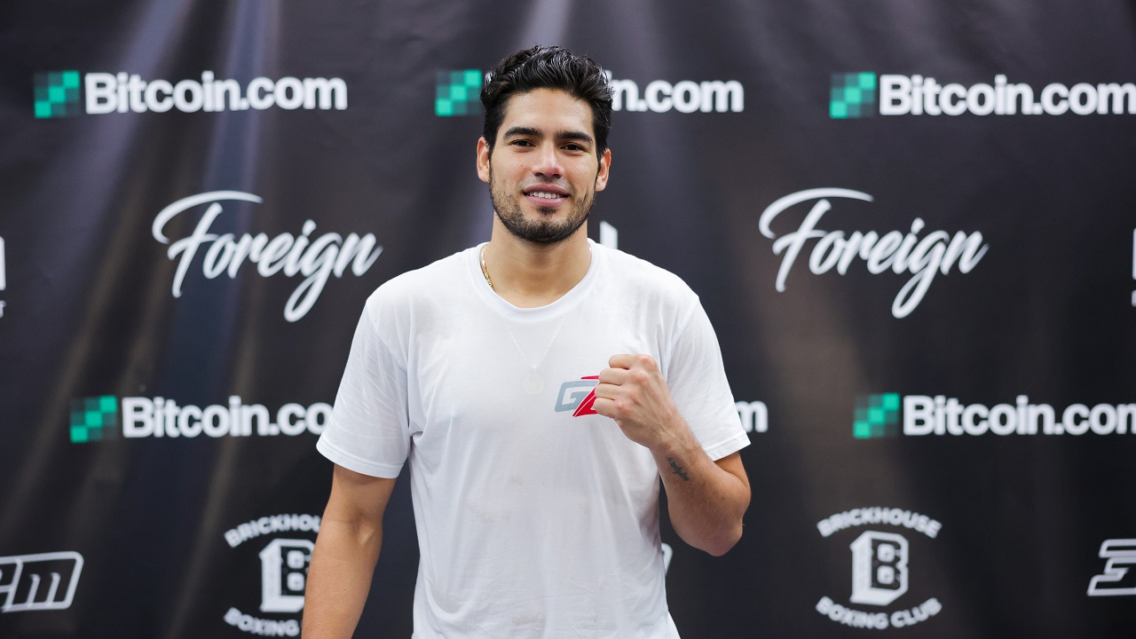 Undefeated Gilberto ‘Zurdo’ Ramirez Heads to the Ring With Bitcoin.com in His Corner thumbnail