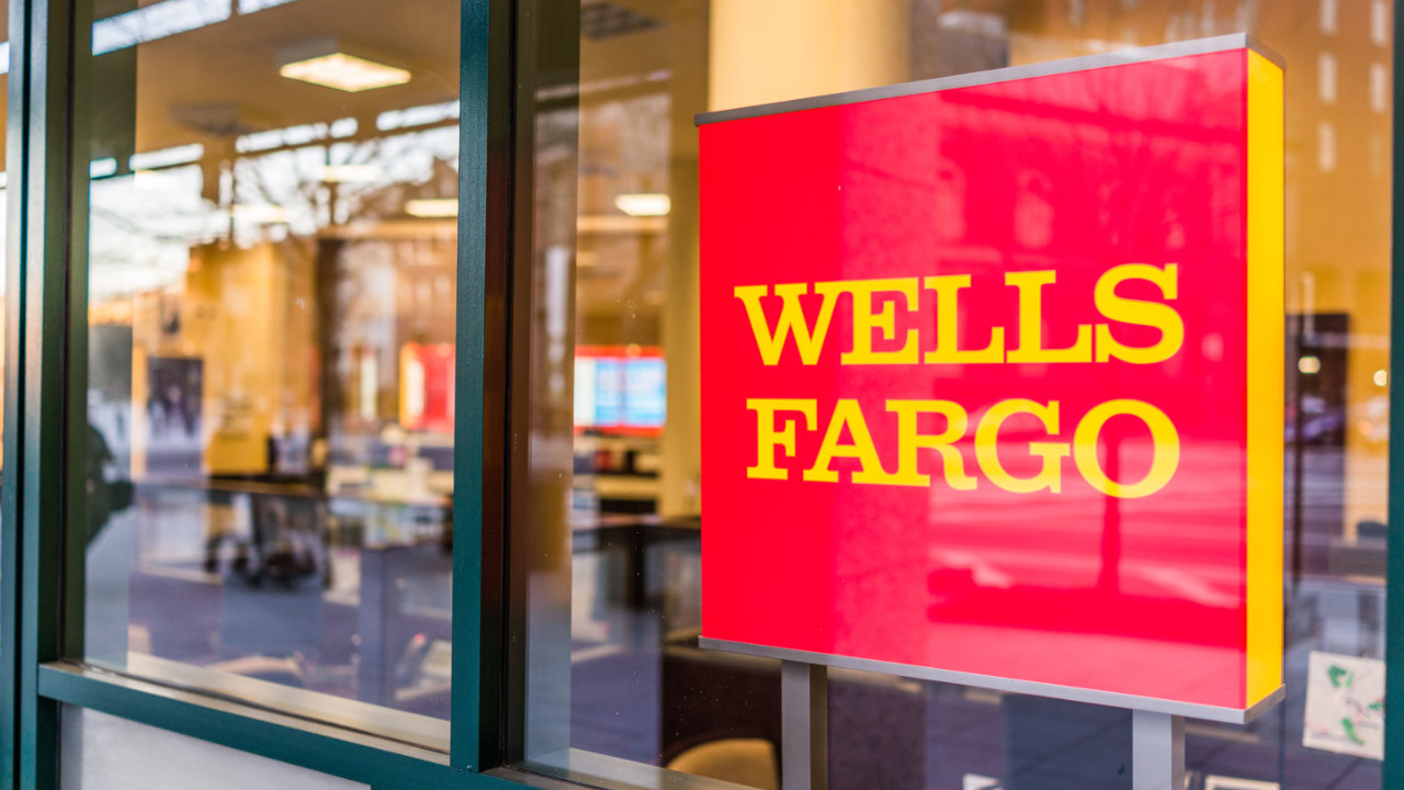 Wells Fargo: Cryptocurrencies Are Viable Investments — Crypto Has Entered ‘Hyper-Adoption Phase’