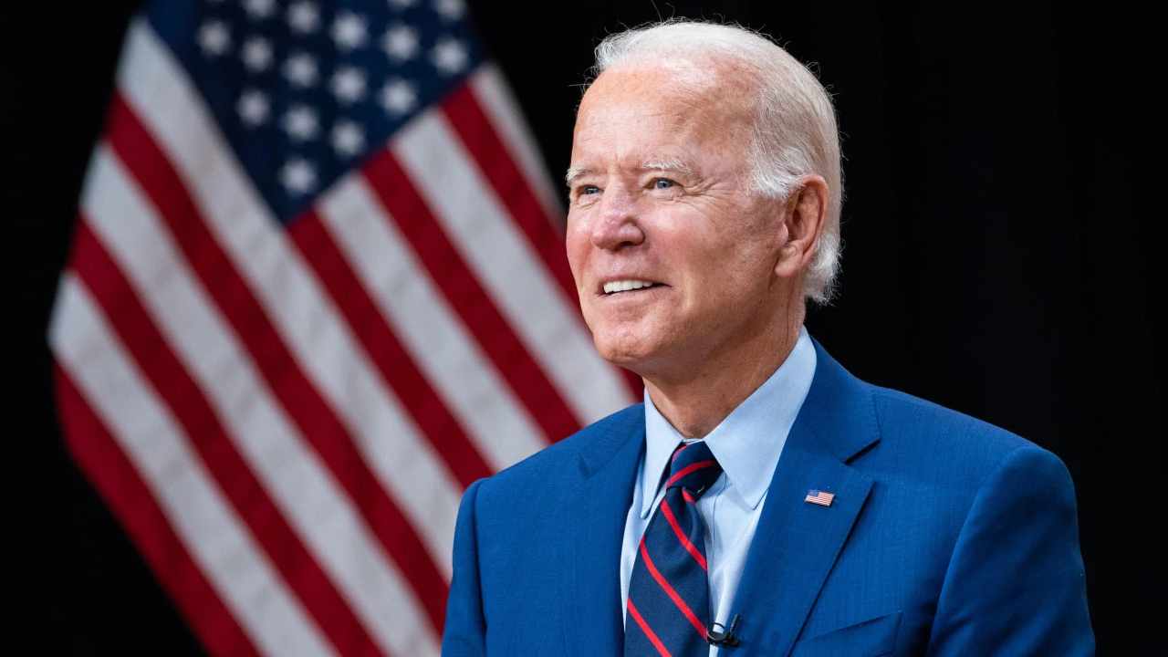 US Lawmaker Urges Biden Administration to Develop ‘Robust Strategy’ to Prevent Crypto Use to Evade SanctionsKevin HelmsBitcoin News