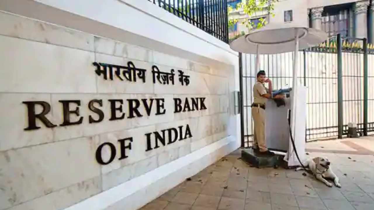 India's Central Bank RBI to Adopt a 'Graded Approach' to Launching Digital Currency