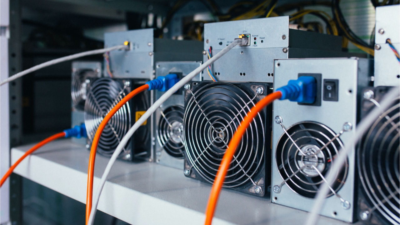 Malgré le prix bas, le hashrate de Bitcoin reste élevé alors que la difficulté atteint un niveau record