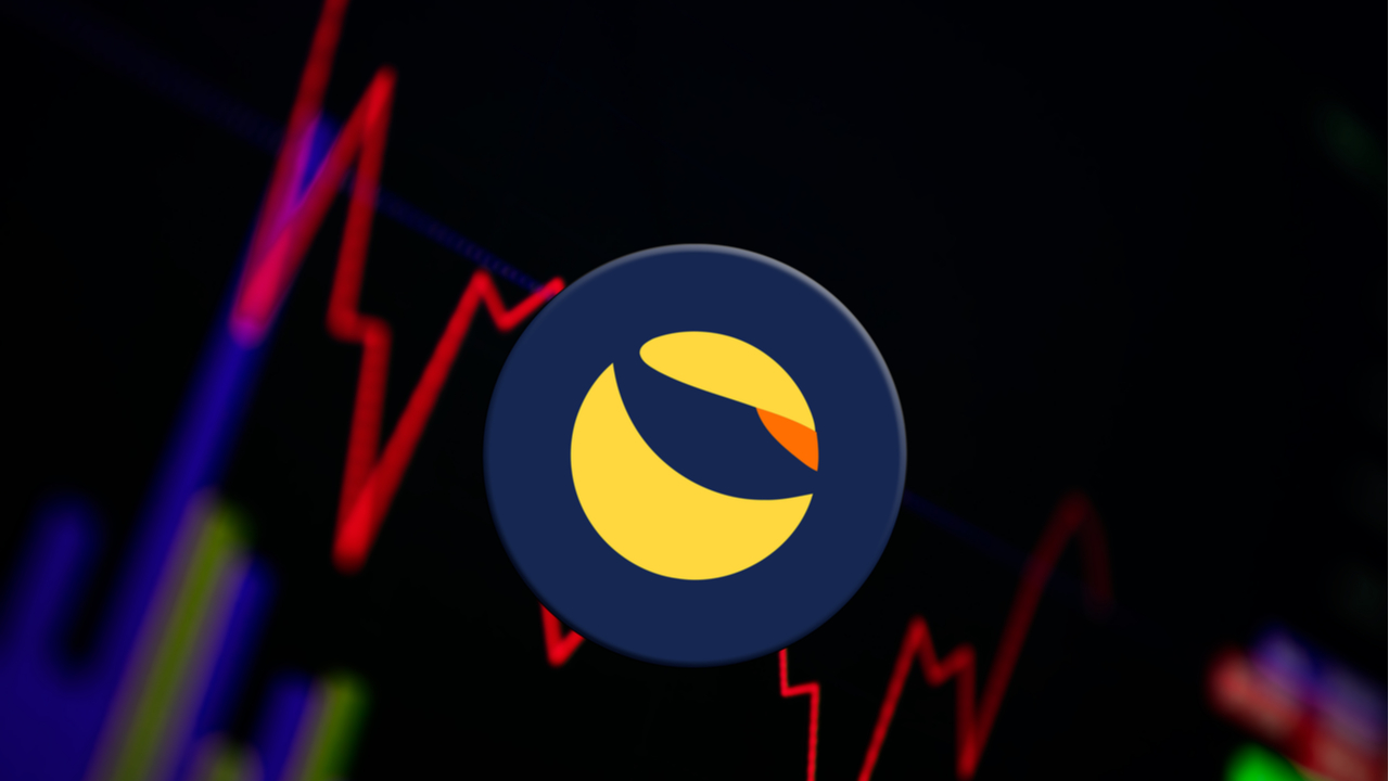 Biggest Movers:  LUNA Loses 50% of Its Value, While XMR and AXS Declines Cont...