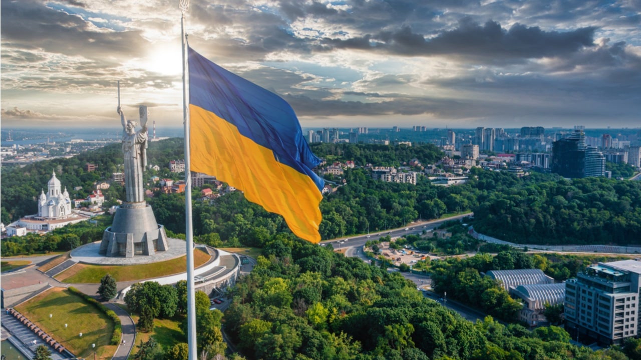 Ukraine Raises Over 0,000 From Cryptopunk NFT Sale – Bitcoin News
