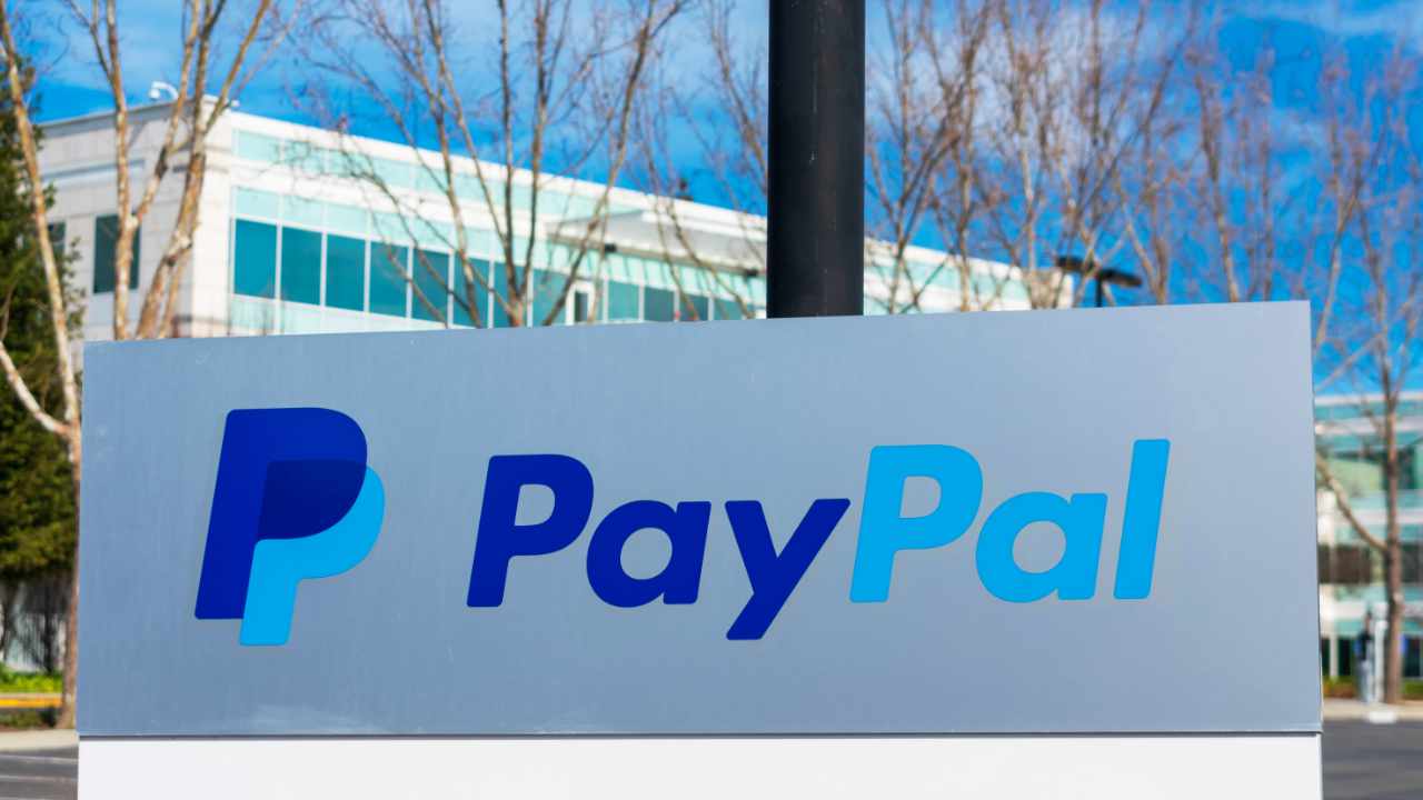 Paypal Updates Crypto Service - Now Allows Users to Transfer Cryptocurrencies to Other Wallets, Exchanges
