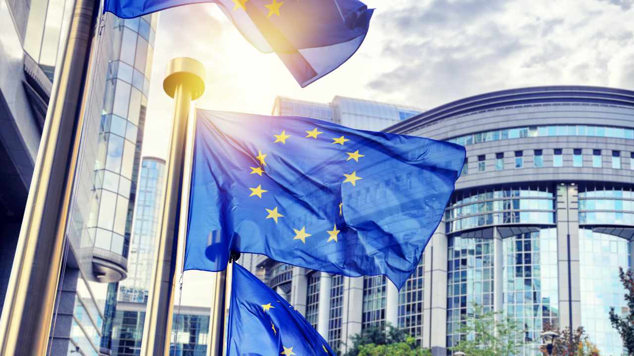 EU Regulator Warns About Crypto — Questions Whether Many Will Survive – Bitcoin News