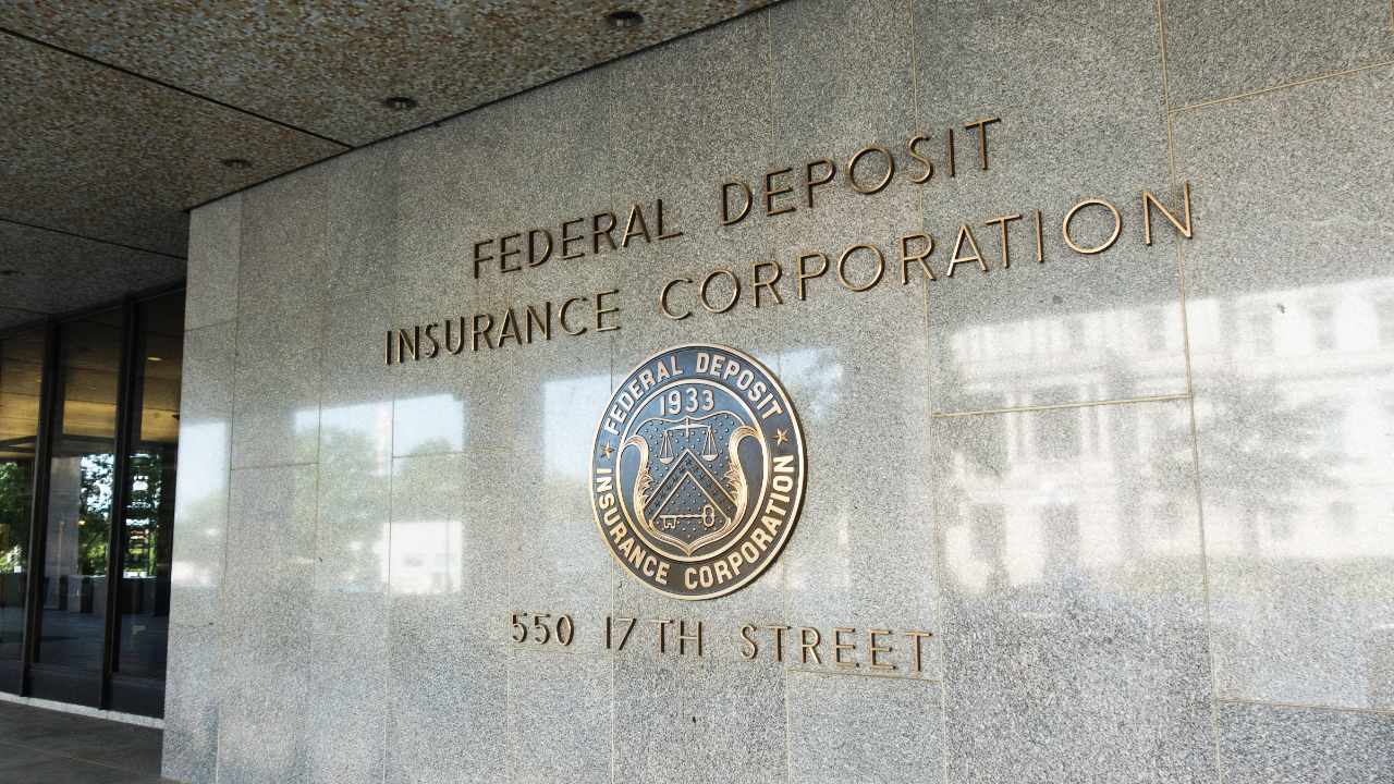 US Regulator Probes Bankrupt Crypto Lender Voyager Over Claims of FDIC Insurance – Regulation Bitcoin News