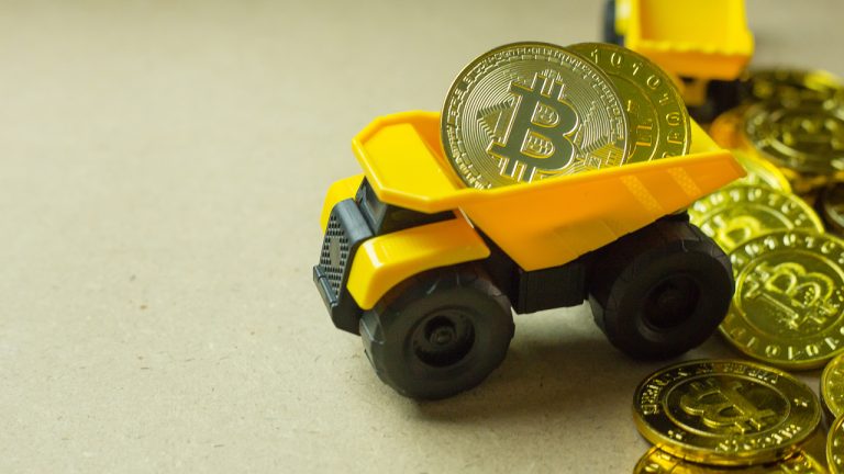 Bitcoin Miners Take in Bear Rally Profits by Selling More Than 6,000 BTC Since August 1