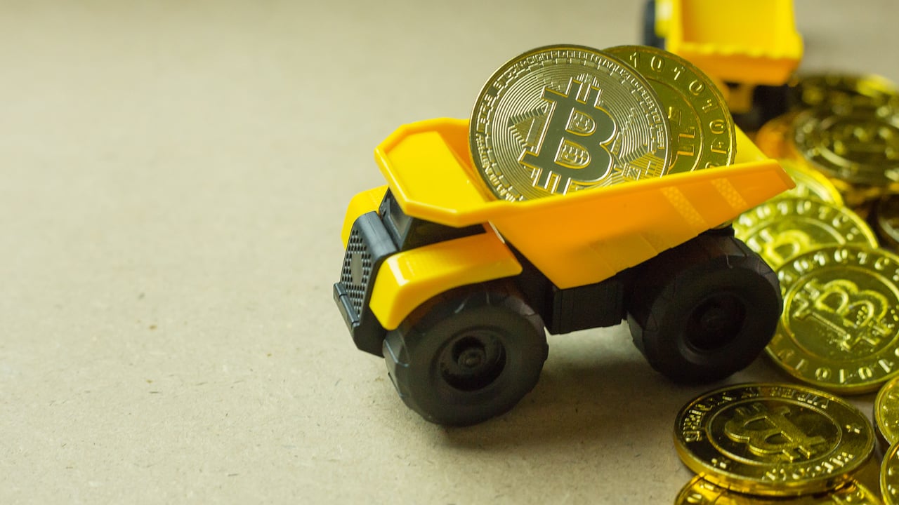 Los mineros de Bitcoin obtienen ganancias de Bear Rally al vender más de 6,000 BTC desde el 1 de agosto – Bitcoin News