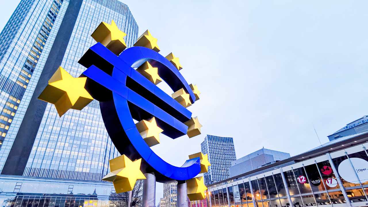 ECB suderins kriptovaliutų veiklą ir paslaugas reglamentuojančią reguliavimo sistemą