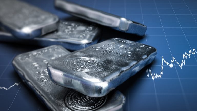 Analyst Says if Silver Dips Below $18, Precious Metal Could ‘Get Absolutely S...