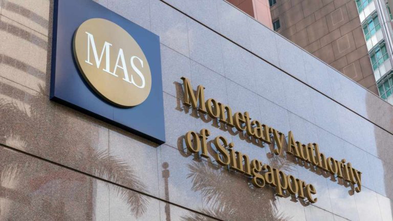 Singapore Considers Stricter Rules for Retail Crypto Investors — Regulator Sa...