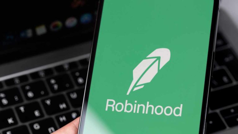 Robinhood Crypto Fined $30 Million by New York Regulator for ‘Significant Failures’ in Multiple AreasKevin HelmsBitcoin News